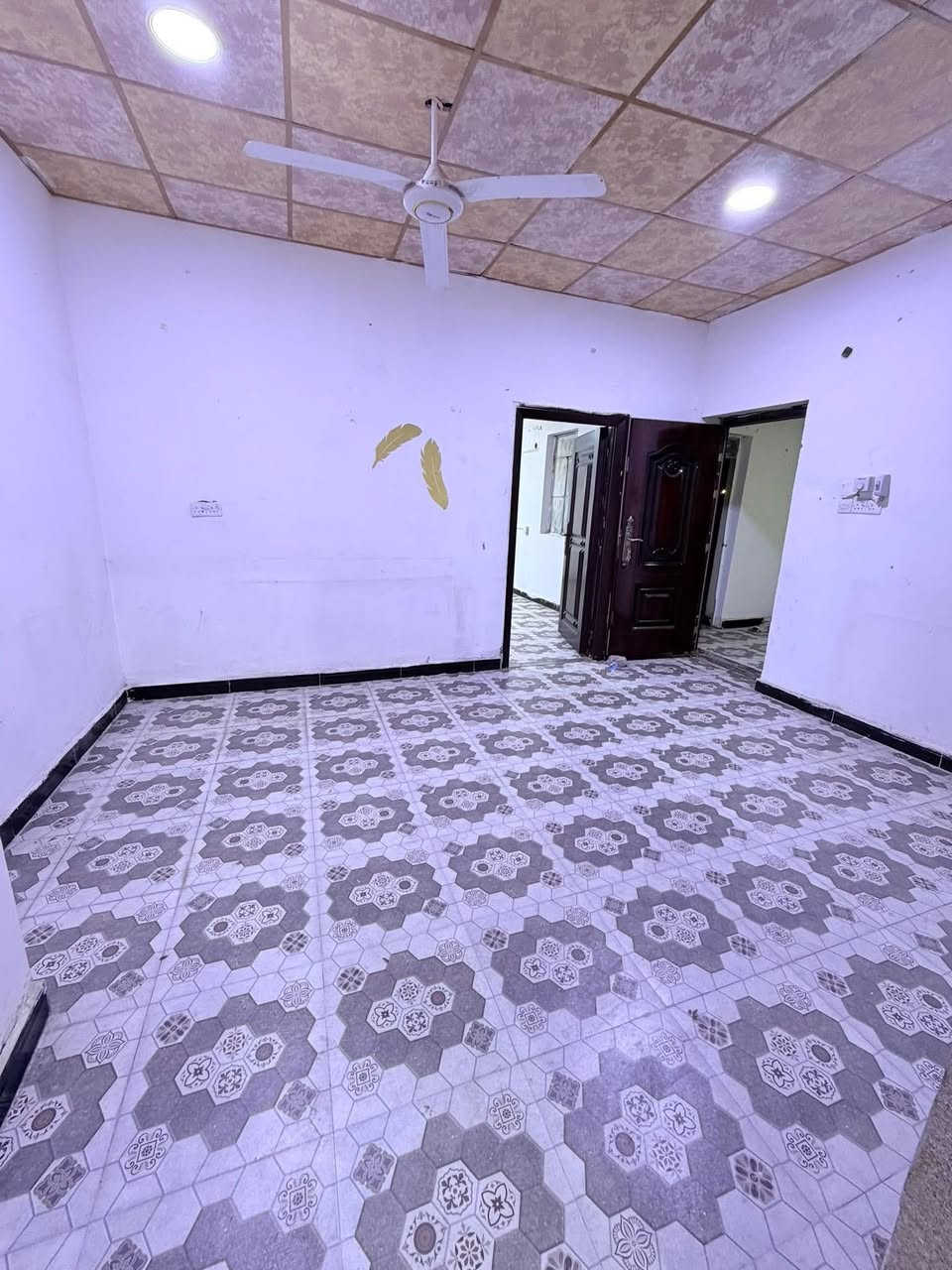 🔶(مشتمل طابق اول للايجار )🏡✅

🔹(الموقع الجنينه حي الاندلس)

🔸(يحتوي على/ غرفة منام  / صاله / مطبخ / صحيات/ بلكونه )

✔️✔️ المساحة (100) متر //

 // سعر الاجار (450) الف غير قابل للتفاوض   //

🔻(عنوان شركة الجوادين للاستثمار العقاري )
 (البصره /الجنينه /نهاية /شارع المصلحه / قرب سوق الجبيلة ) 

//لطلب والاستفسار الاتصال على الارقام لتالي//

واتساب +اتصال ***********
واتساب + اتصال ***********
