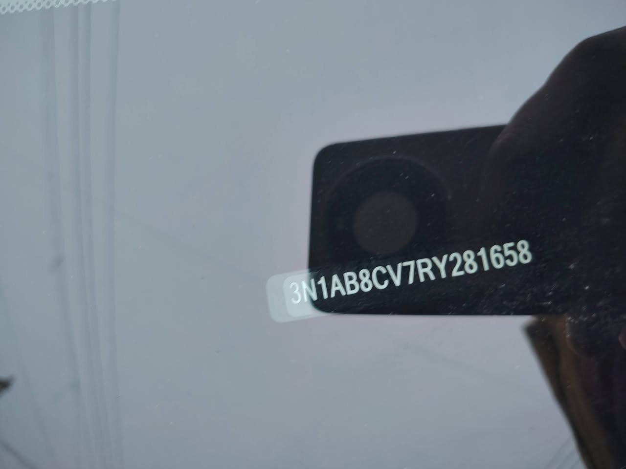 السلام عليكم سنترا موديل ٢٤ SV ماشية ١٦ ميل الضرر رصعة بالبنيد مصلحة وشباك دعامية مبدل فقط بدون دواخل بدون ايرباكات صور الضرر مرفق مع الصور ورقم الشاصئ  مرفق/رقم كاتي السعر ١٤٨ بيها مجال بسيط ***********
