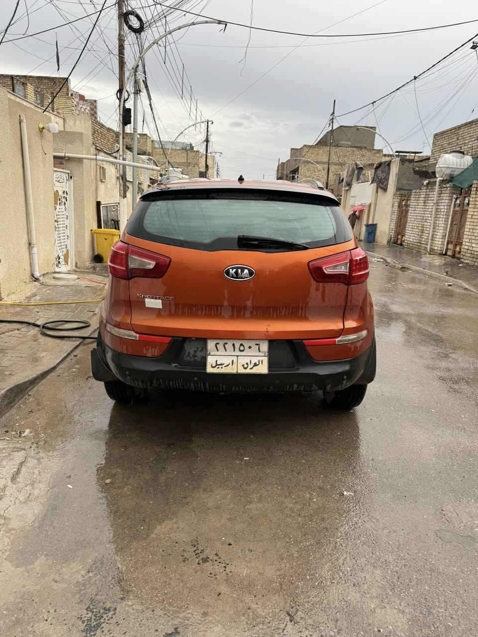 السلام عليكم  للبيع سبورتج   2011 خليجي لون مميز  (مشمشي )رقم شمالي   عنواني بغداد العبيدي السياره معروضه 130$ وبيهه مجال حك الجيه تحويل وكاله صاحبهه موجود   السونر موجود هذا وبيهه طختين بسيطات بعد السونر  صارن واي شي اني حاضر للاتصال ***********
