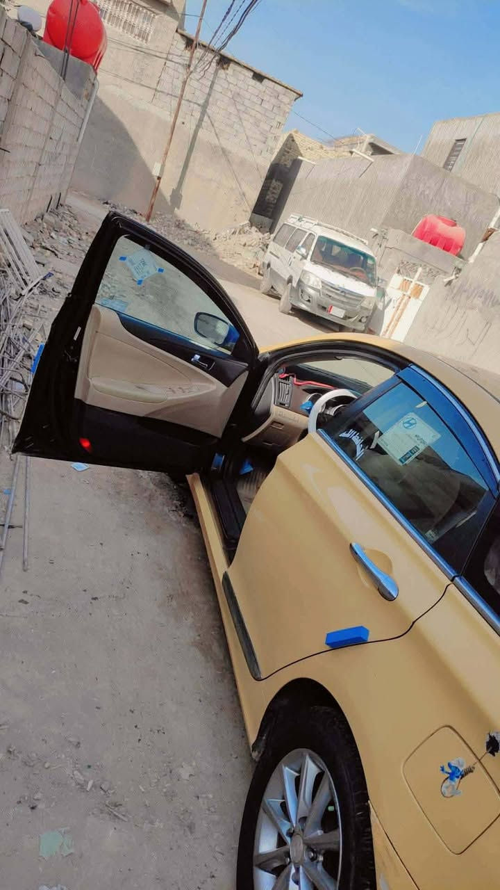 الـسلام عليكم. مرخصت ادمن الكروب اللبيع سوناته 2011امريكيه مكينه 2400
خشم البنيد بارد وجاملغ الخلفي بيه بارد شبرين 
مكينه بيه شويه بخار تبريد كير اكفله الكك تخم تاير حداديه سياره كامله بسمي كشن كهربائي تتفئه تبريد بسمي سياره مكانه بابل السعر 78وبيه مجال ***********

