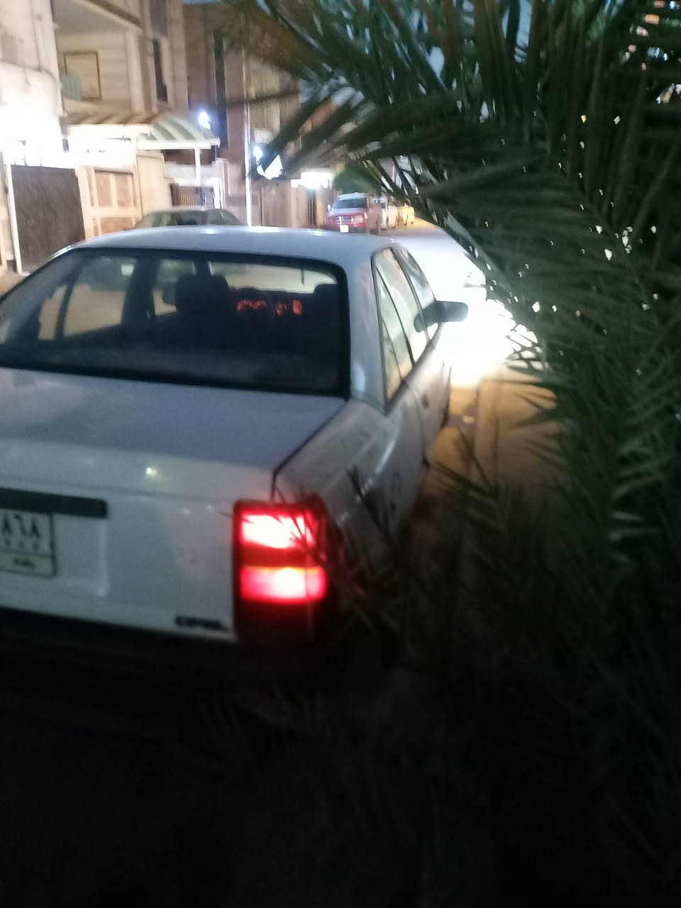 السلام عليكم اوبل اوميكيا موديل 88 رقم بغداد مكينه 2000 كير اوتوماتيك سياره بلاديه مكينه استندر المكان بغداد الغزاليه سعر ٣٧ وبي مجال رقم الهاتف *********** أو ***********  ***********
