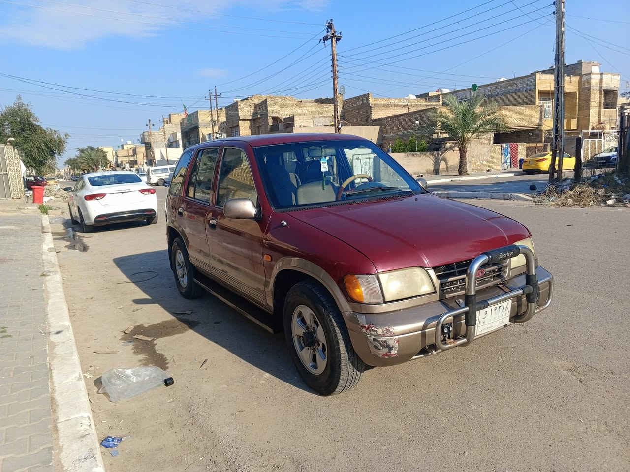 السلام عليكم 
كيا سبورتج موديل 97 للبيع مكينه وكير فور اس ياباني تخم تاير وسبير  نظيفات كهربائيات شغاله تبريد مابيها رقم بغداد شرط تحويل كشنات جدد دواخل نظيفه سيارة خير من الله ناعمه وحلوة السعر 48 وبيها مجال مكاني بغداد الحسينيه مال راشديه الرقم ***********
***********
