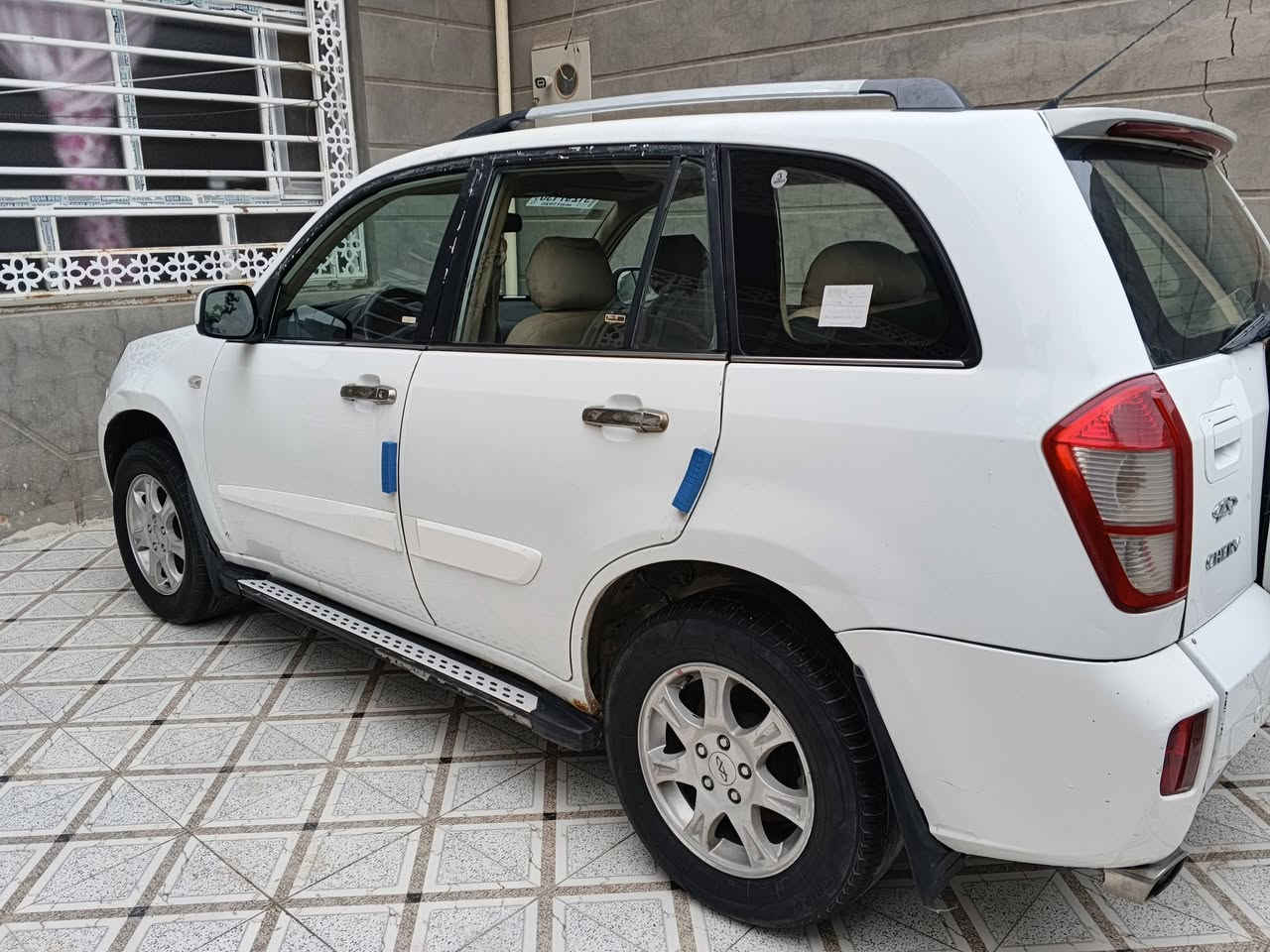 اقره التفاصيل بالكامل يله تتصل
السلام عليكم تيكو 12 شكل 13 لون ابيض
رقم بغداد دولي مداور مباشر

بدون حادث ولا تبديل ولا صبغ
بيها شخوط وطخات او صدعات بسيطه

السياره جاهزه من كير وتبريد وحداديه وكهربائيات
سنترلوك عالريمونت تشغيل عن بعد شاشه كاميرا

المحرك مابي تنقيص ولا تبخير ولا نضوح
بس صارت بس مشكله اني وامشي عطست السياره وطفت ومن شغلتها بيها صوت طكطكه بالمحرك فتحنه الكيس طلعن الاذرعه مكطعات اني ابيع ( مكينه كايمه )

سعرها 44 وبي مجال بسيط مكانها طويريج الشارع الحولي 
***********  //  ***********
