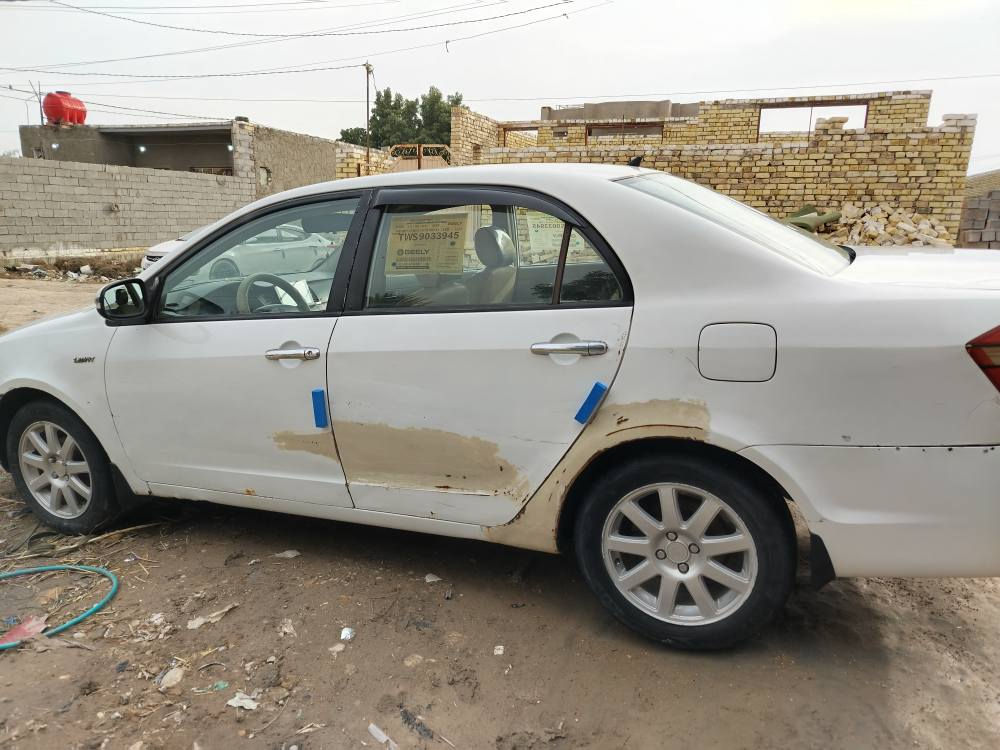 السلام عليكم اخوان جيلي موبل أوتو بلادي ١٨٠٠ موديل ٢٠١٣ ابيض رقم انكليزي بابل بأسمي شرط تحويل كير محرك تبريد تاير كهربائيات حدادية مكان السيارة كوت السعر ٤٨ وبيها مجال وتفاصيلها بالصور الشراي يتصل ***********
