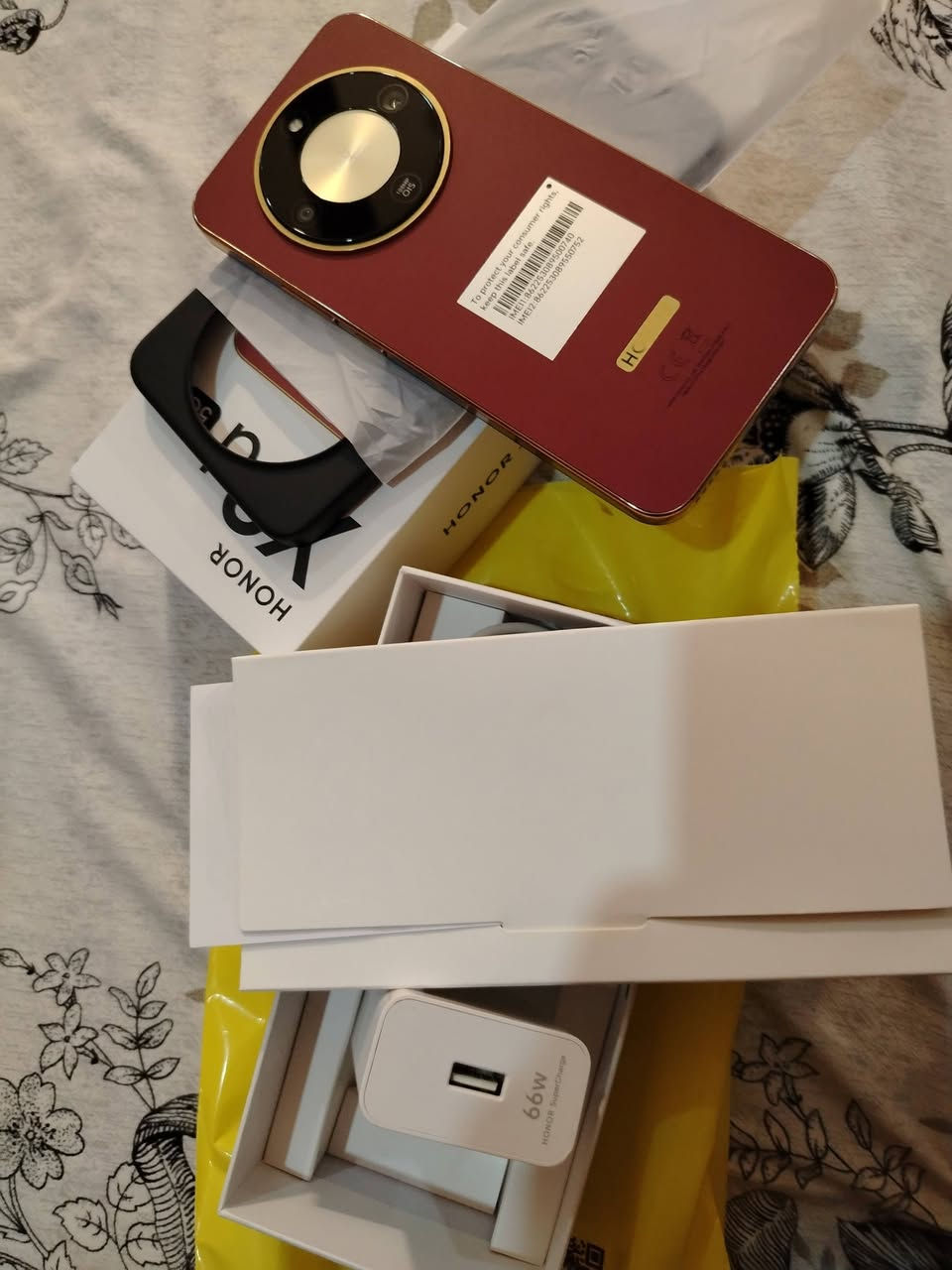 مستخدم يومين حتى الوصل وياه سعرة 380
***********
