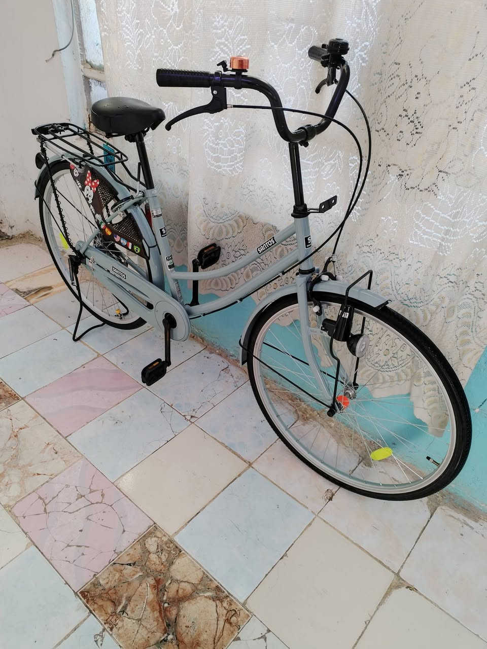 سلام عليكم باسكل للبيع فول نضافه سالي 8 ايام من نزلته من كرار ابو النقش شخط ما بي شركة سانتوس لون مميز سبنتي مكان كوفه يم جامع الحسان الشراي خاص او نتصال عل رقم ***********
