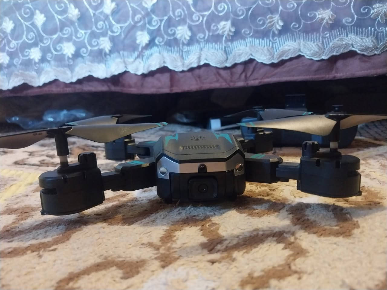 السلام عليكم درون للبيع مواصفات فول بطارية وحدة سعر،25وبيهة مجال مكاني ديالى بعقوبة معسكر سعد للبيع اومراوس رقم***********مراسلة واتساب
