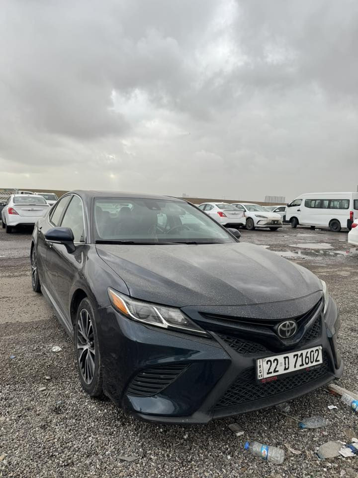 السلام عليكم كامري موديل 2020se بلاص فتحة /بصمة /بصمة بيبان / شاشة //كامرة/ كشنات جلد / رادارات / مكينة 2500 / ماشية. 99mi /   للاستفسار. (***********) مكانهة بغداد.
