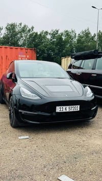 اتصل واني خادم  07740624054 متواجد بكل وكت