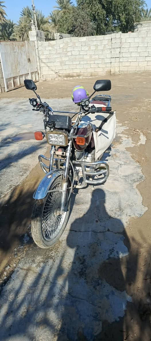 السلام عليكم دراجه البيع نوعيه نامه برو موديل 21 
خمسه كير محرك شرط مامفتوح  أوراق مابيها مكفوله من كلشي نضافه كدام عينك محرك ونشاط خير من الله سعره 500 الف مكاني قرة تبه كشكول ***********
