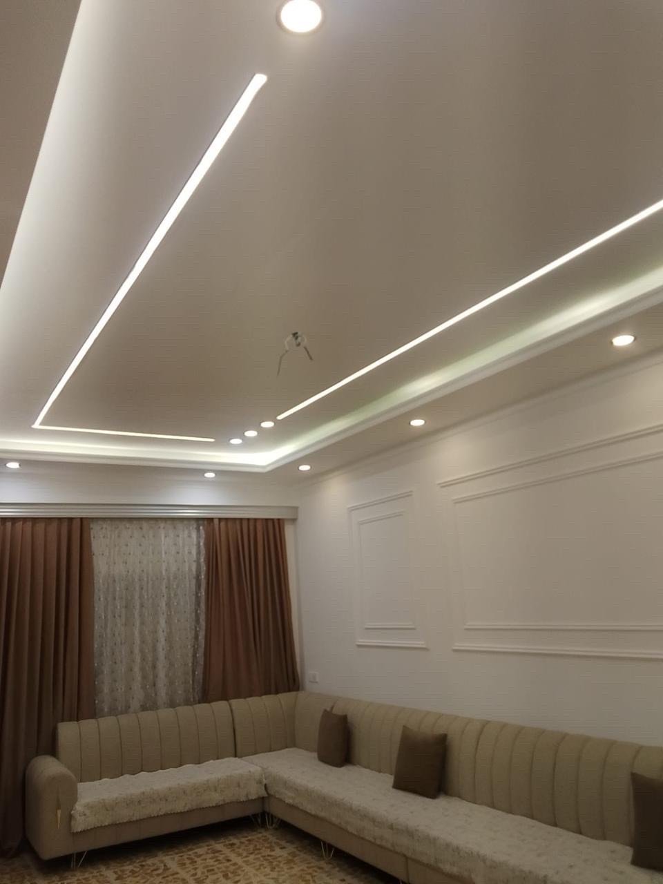 ديكورات_ياسين_نقاش
سلام عليكم /✅🩵
جميع ديكورات بأنسب الاسعار
0_جميع انواع الصبغ بجوده عاليه التركيا والعراقيه والامريكيه 
1-سقف ثانوي✨🤍
2-جبسن بورد  بوكسات قواطع مغربي + سبنت بورد + بوردx
3-بديل خشب+ بديل رخام 💯✨
4-ديكور بلازمة. ✨🩶
5-سحبات داخليه وخارجيه ✨🤍
6-حجر داخلي✨
7-عمل زجاج لوحات داخليه وخارجيه🤍✨
8-نشتغل جميع محلات وصيدليات بكادر مميز✨
9-نعمل جميع نقشات شيبورد 🤎⚒️
التواصل خاص عبر الصفحه او تواصل واتساب الادنا/ 
***********#