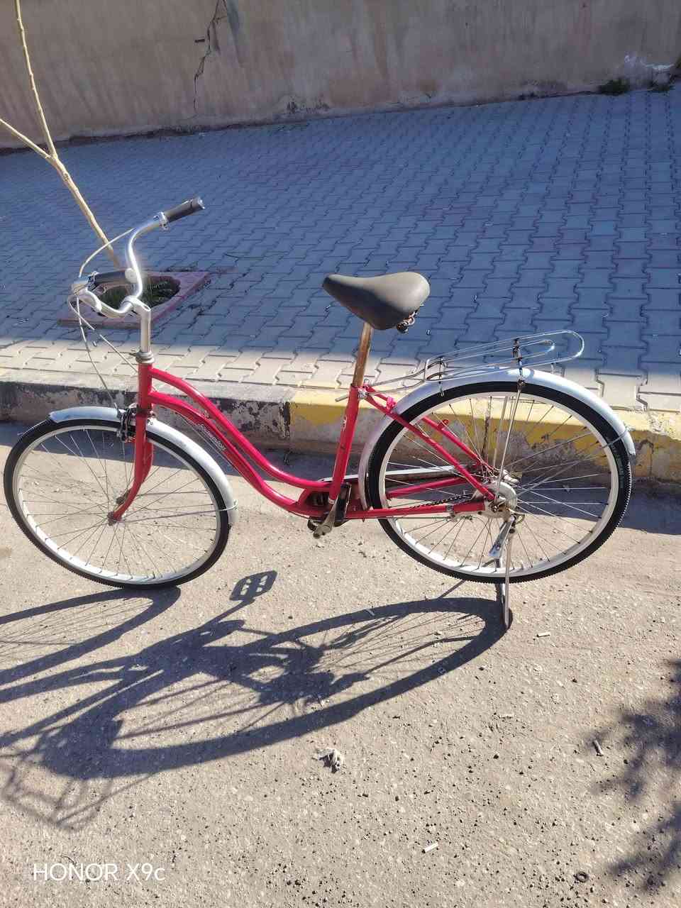 السلام عليكم بايسكل للبيع سعر 65 الف بي مجال*********** للاتصال على هذا الرقم
