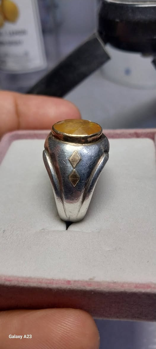 ياقوت افريقي أصفر 
صياغه يدويه داير وجوانب ذهب 

للبيع والسعر خاص احبتي


**إذا كنت صاحب هذا الإعلان وتريد حذفه لأي سبب، رجاءا أرسل رسالة إلى الدعم الفني**