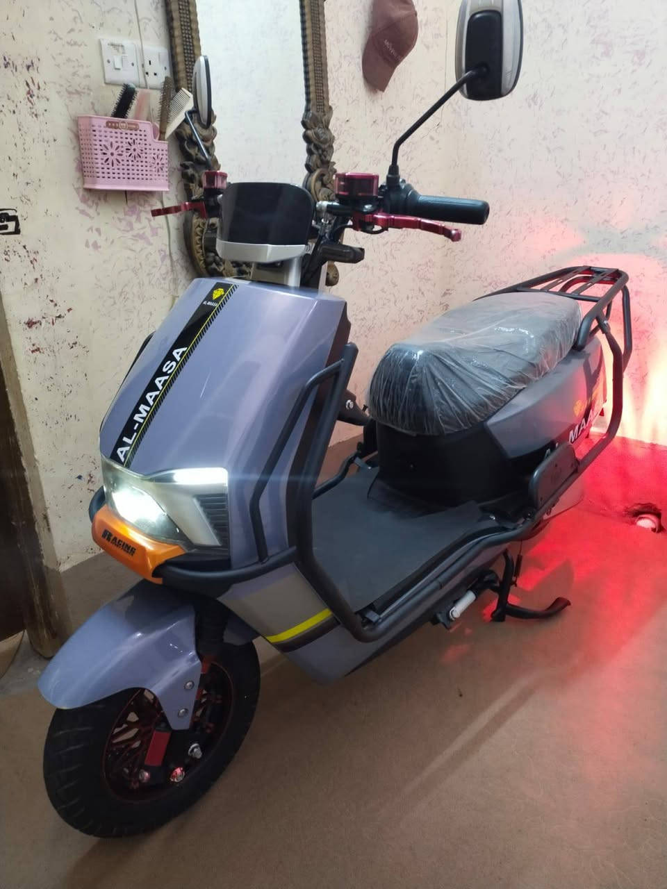سلام عليكم دراجه للبيع موديل 2025 بطاريات الفحص للستفسار الاتصال على الرقم *********** بي واتساب مكاني فلوجه شهداء
