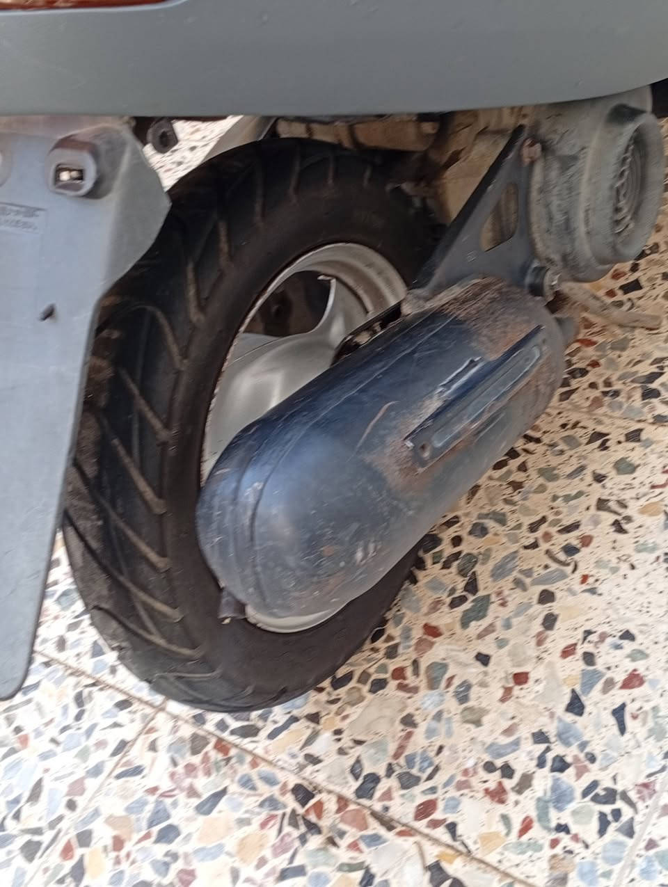 السلام عليكم
دراجه بطه للبيع 2003 
ما مفتوحة كلها شغالة النضافه كدامك الدراجه بلاديه مابيها اي نقص 
السعر 450 وبيها مجال 
التواصل على الرقم ***********
المكان كربلاء الملحق قرب المعارض الجديده
