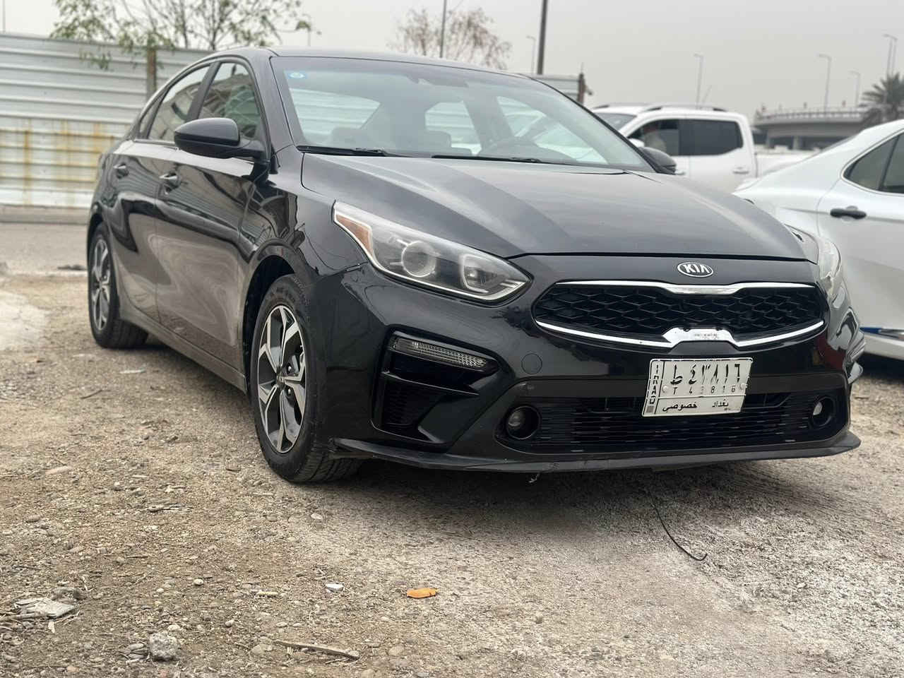 مرحبا حبايبي هاي كيه فورتي وارد امريكي حدثهة بنيد وجملغ وصور الحدث موجود ولسونر موجد  السياره جديده ومشيهة قليل وعل ادينه من امريكه مانقصهة ومخدومه من كشنات وارضيه مغلفات برغي ما نقصهة 
الموديل ٢١ المشي ٣٨ الف السعر ١٢٥ وهاذ الرقم *********** موفق
