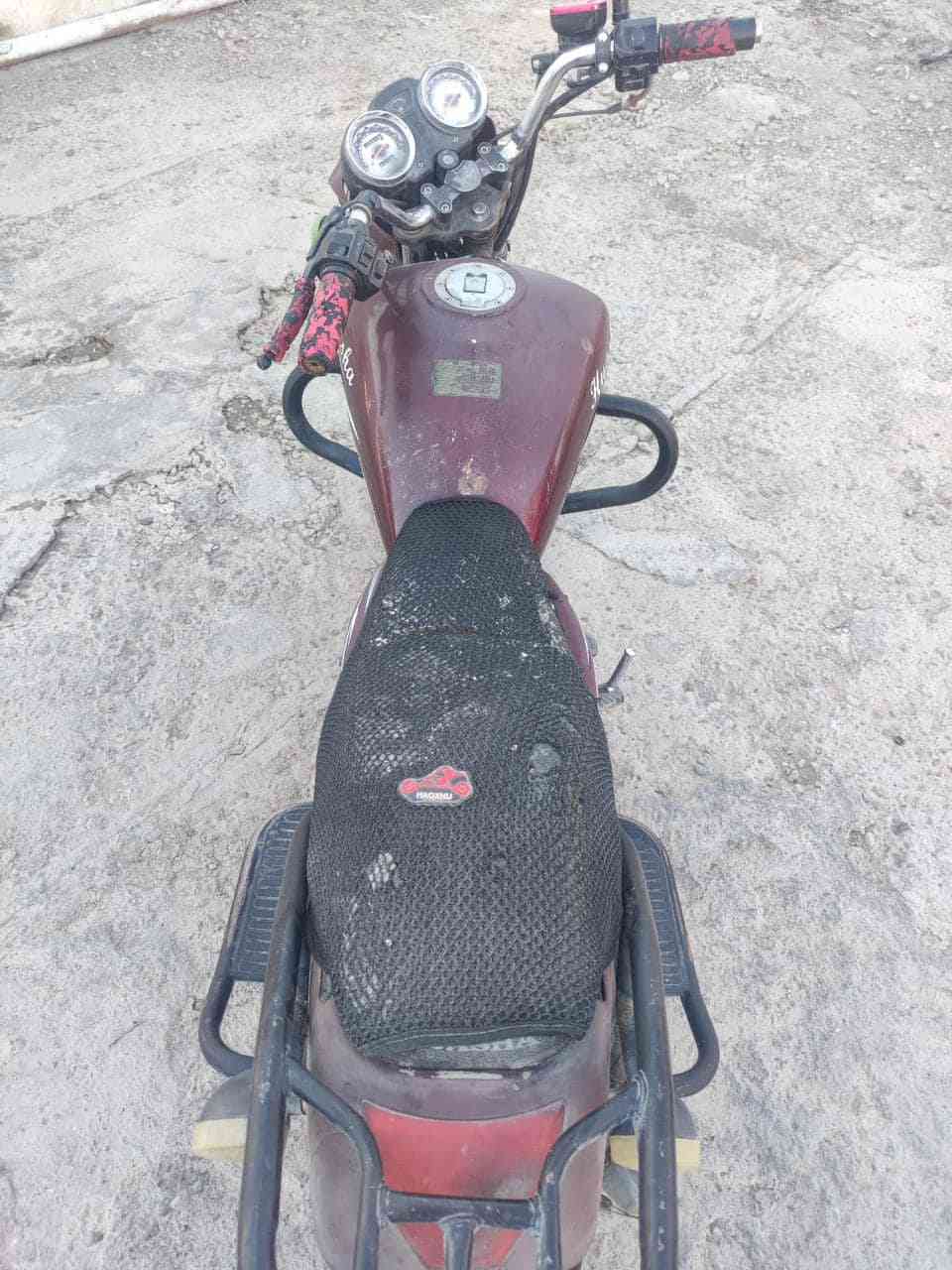 السلام عليكم دراجه هيوشه للبيع شرط المحرك ما مفتوح كهربائيات كلها شغاله
***********
