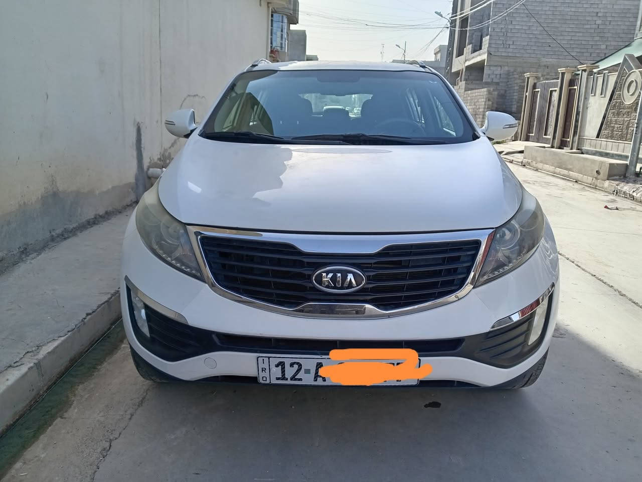 السلام عليكم كيا سبورتج ٢٠١٢ حجم ٢٠٠٠ دوش ابيض نينوى مسطرة بدون صبغ محرك بلادي ماشي ١٧٥ بسمي سعرها ١٥٥ رقم الجوال ***********
