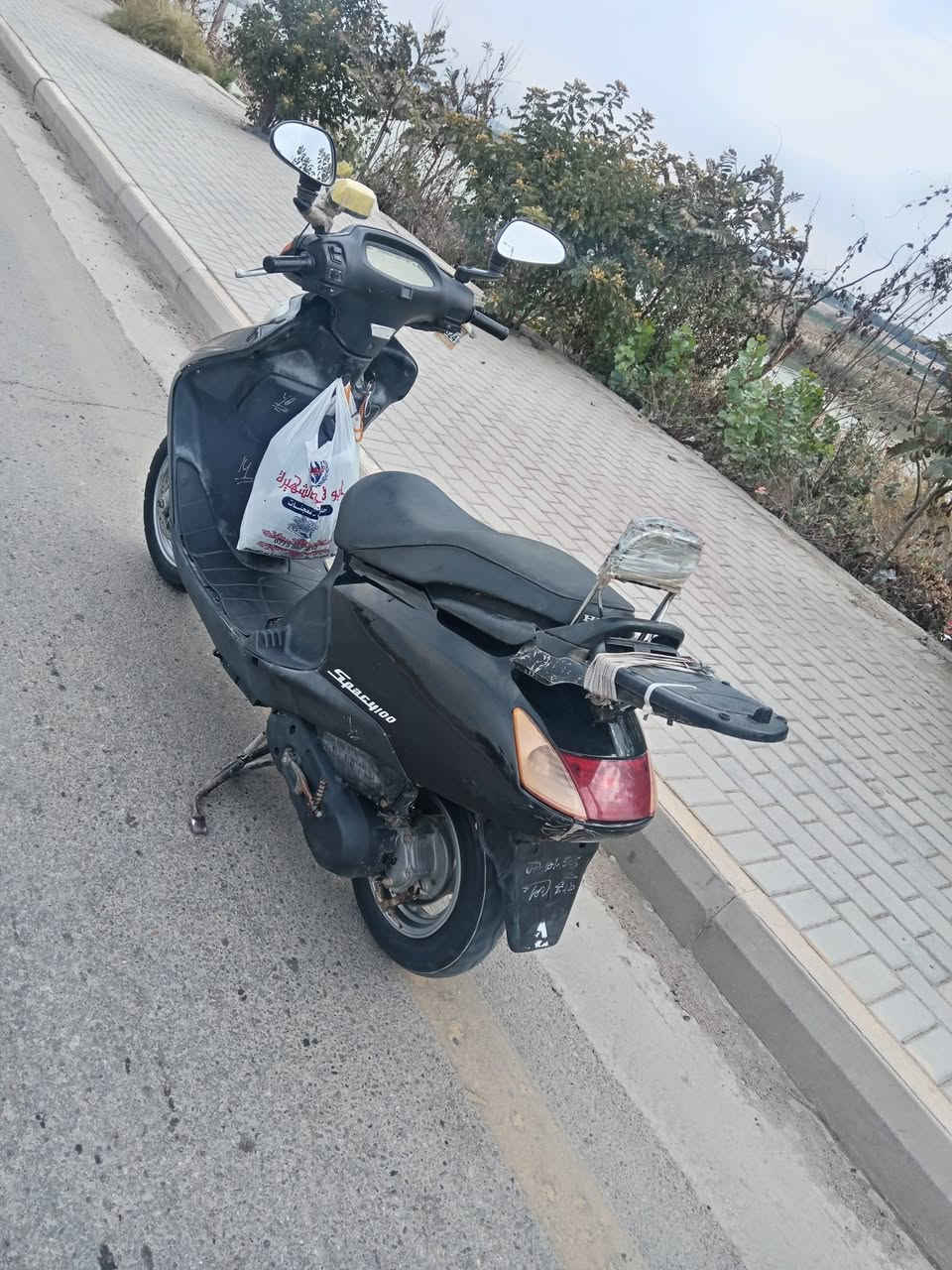 سلام وعليكم. سبيسي. ياباني. للبيع. مبدل ولفات. فقط. الكفر. مااعرف. بي. تجاري. أو. أصلي. الله شاهد  ***********.
