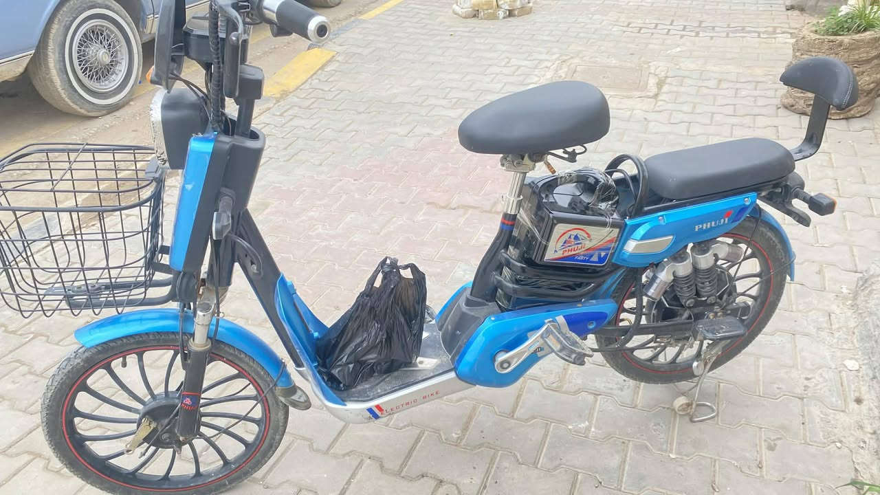 دراجه باسكل شحن موديل 25بصمه شحن تليفون سرعته 80جديده قفل 500اللف ‭0770 368 1820‬
