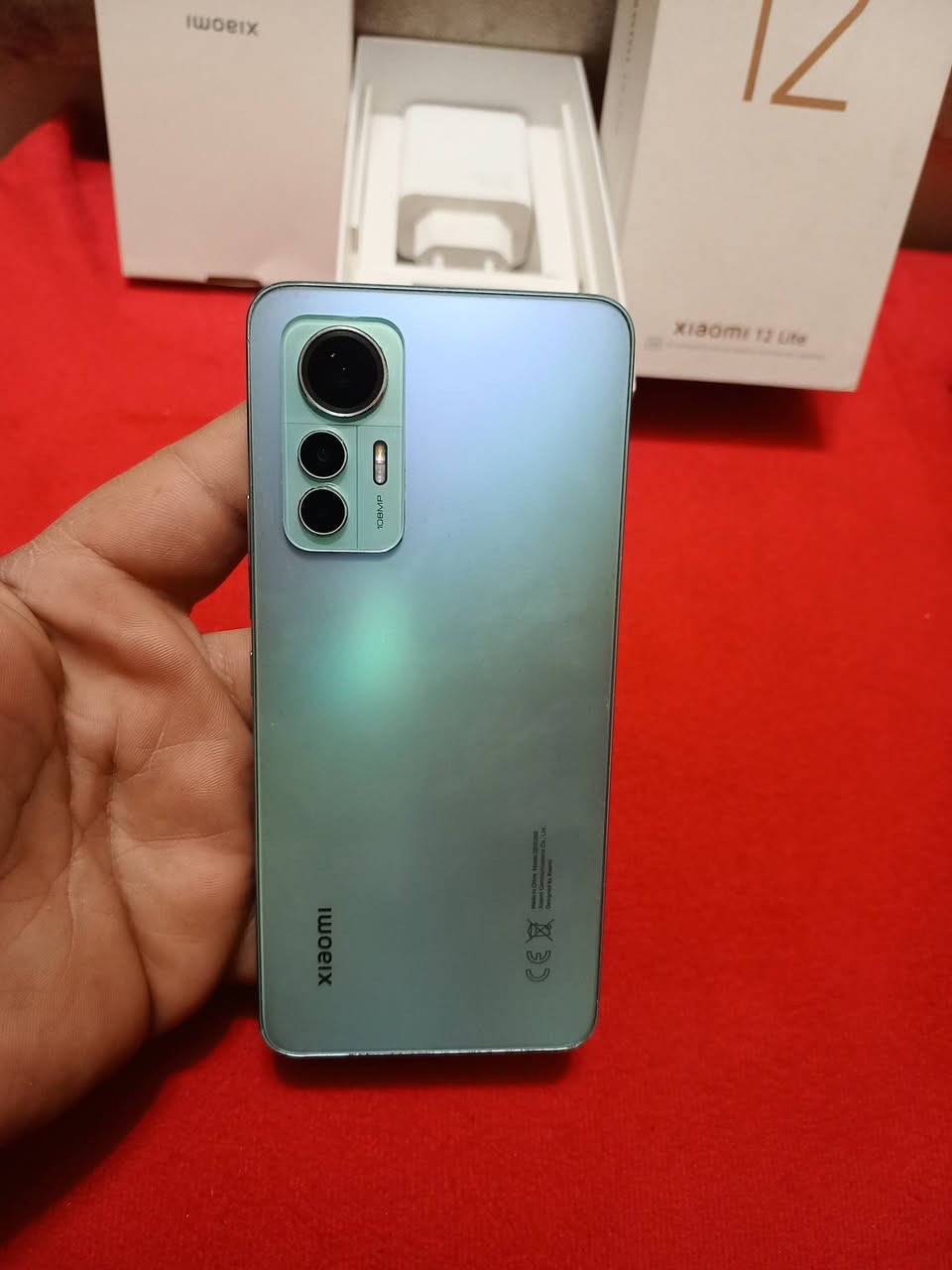 سلام عليكم من رخصه الادمن شاومي 12لايت جهاز عني عن التعريف بصمه بلشاشه ذ256عشوائيه 8+4 كامره فول غراض كامله انطي بي ضمان شهر عله شرط مكفول من كلشي عنوان بعقوبه *********** 
200او بي مجال بصيط حك الجيه
