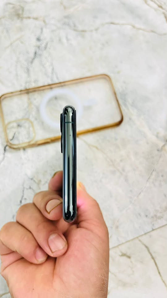 السلام عليكم
ايفون ١١بروً ماكس 📱📱📲
ذاكره٢٥٦
بطاريه مستبدل نوعيه زينه🔋
ول باقي مكفول ✅
خطين 📞
شرق اوسط 
ما بي اي مشكله نموذجً M
 مكلف بل نشرً
سعره ٣٥٠ قفل 
رقم 

‭٠٧٧٤ ٧٤٦ ٢٥٠٣‬
