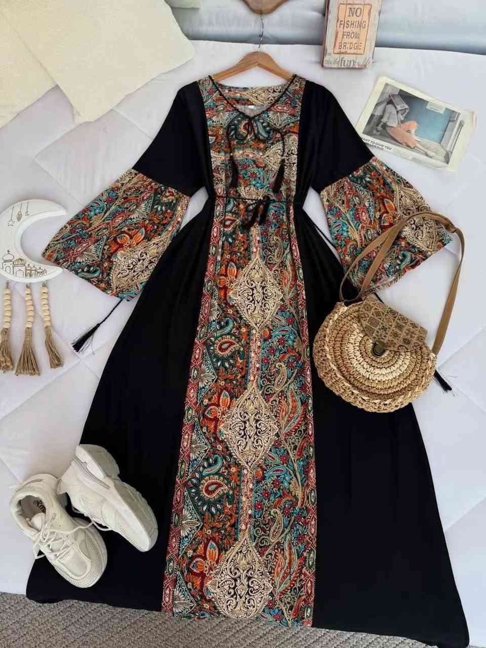 #تكـــــــــــررررااااارر_وووصــــــــــــــــل
راحة تلبسينها… وأناقة تشوفينها
قماش خفيف، قصّة واسعة مع ربط يحدد الخصر
#مخوررر_رمضـــــاني_وووووصل ❤️🌺🦋🐅 
قياس يلبس من وزن 60 الى وزن90
#سعــــــــــــر15
يوجد توصيل داخل المسيب الفين دينار 
يوجد توصيل محافظات


**إذا كنت صاحب هذا الإعلان وتريد حذفه لأي سبب، رجاءا أرسل رسالة إلى الدعم الفني**