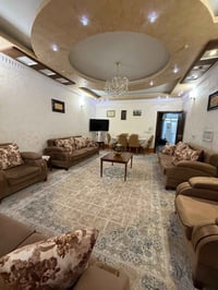 مجمع المهندسين شروق • بيت طابقين • ٥ غرف