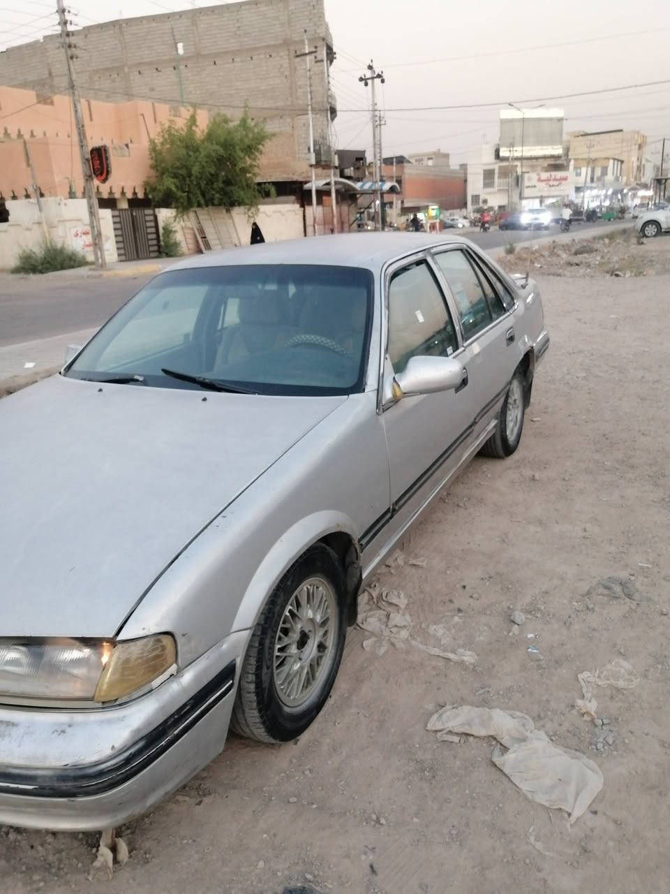 السلام عليكم برنس للبيع موديل 93 بلاديه رقم ديالى انكليزي العنوان ديالى بعقوبه سعر مناسب نتصل ***********
