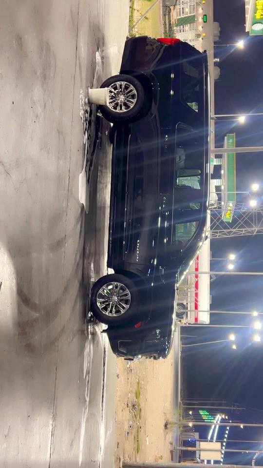 سلام عليكم جمسي ٢٣ فول مواصفات ٥ كامرات فتحه سياره فول للاخير كشن متصل ماشيه ٢٧٠ مراوس ترهم بشوفر سعره ٥٣٠ للاستفسار *********** مكانه بغداد
