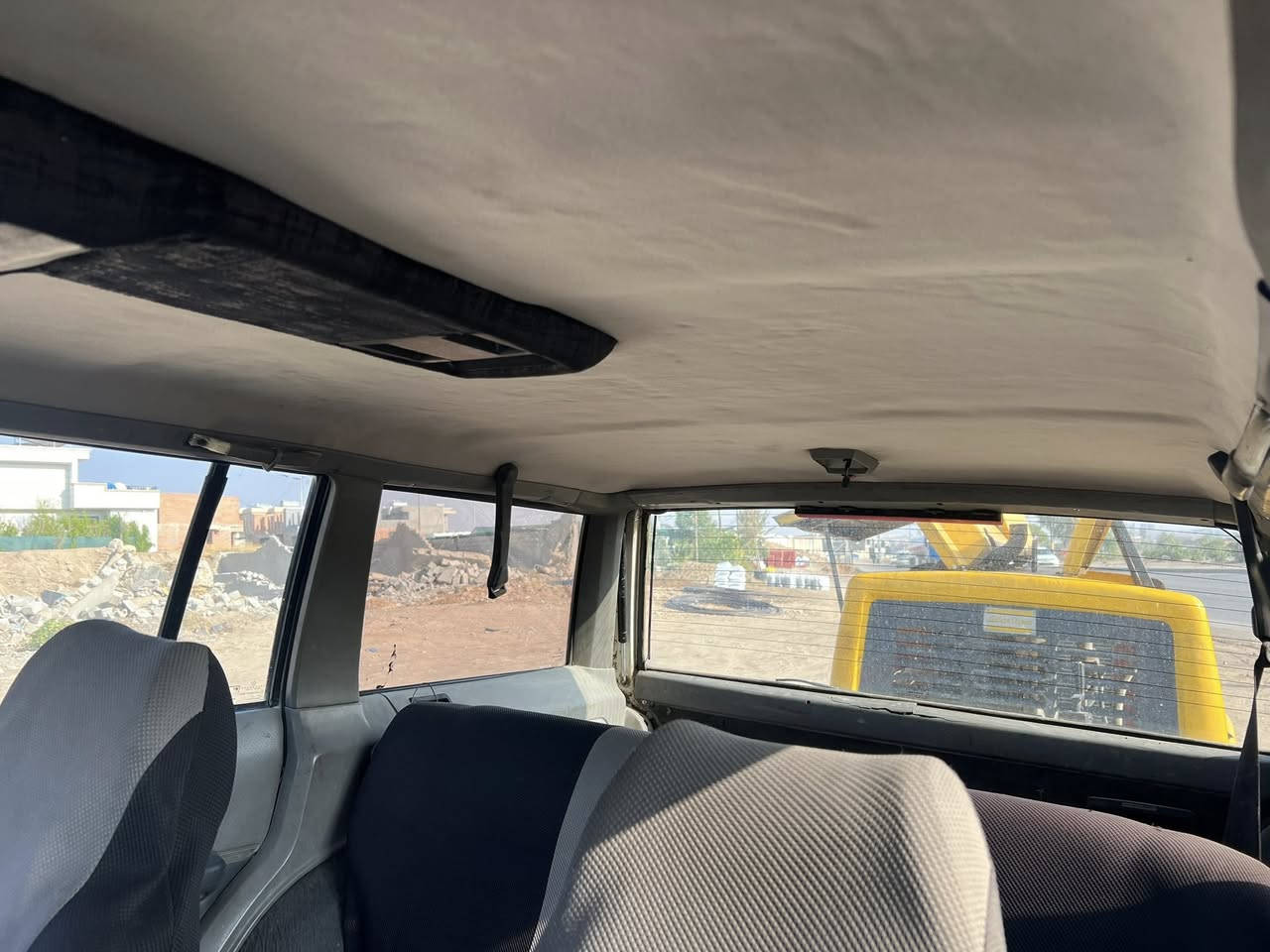 جيب ١٩٩١ سياره جاهز كيرمحرك كول بشرت رقم سنويه جديد بسمى بي بتاقه بنزين سعر٥٣$*********** ***********
