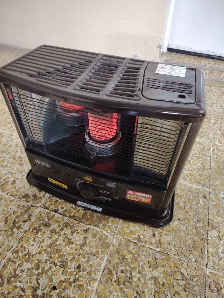 صوبه نوع كيرونا ياباني شرط لاريحه ولا غاز تجي كدامك اشغلها السعر نهاية موسم ٦٥ الف قفلها شاري اتصل عنوان وادي حجر يوجد توصيل حسب المنطقة *********** *********** موصل, نينوى
