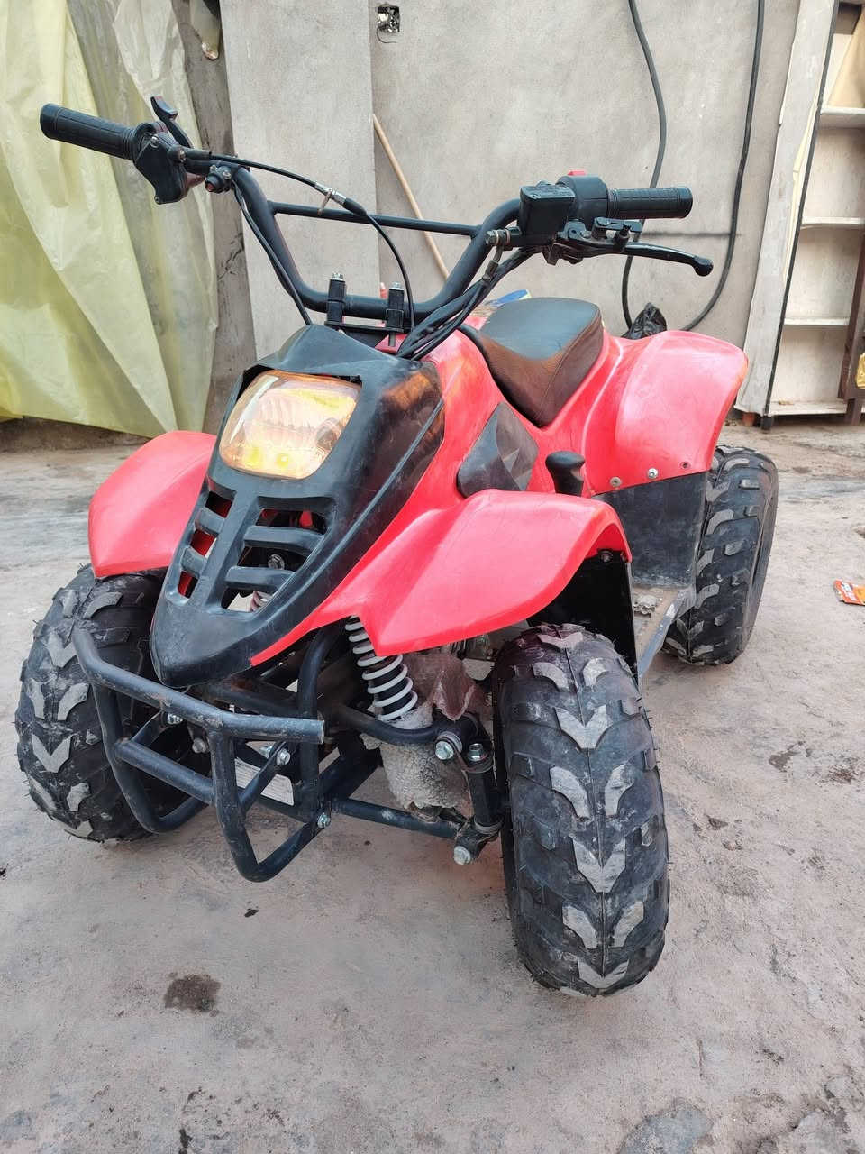 دراجه رباعيه مستخدمه ثلاث اشهر بس رمبه جديده بعدها برغي ممفتوح بيها ع وضع الشركة شلعه تبطنش شرط بيها كير بك وبوش وكدام هي اوتماتيك بريك دسك بالمكان احذناها 5 اوراق قفلها 350 الف حجم صغير الى وسط مكاني قرب السيطرة


**إذا كنت صاحب هذا الإعلان وتريد حذفه لأي سبب، رجاءا أرسل رسالة إلى الدعم الفني**