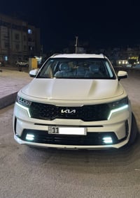 سورنتو ٢٠٢٢ • ٦ سلندر • مكفولة