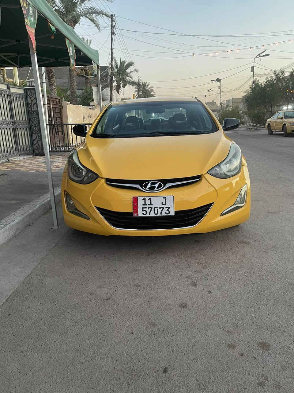 النترا موديل 2014 أمريكي حادث جاملغ خلفي بدون دواخل
كير مكينه تبريد داخل مدوشم تخم تاير صدر حداديه كله جديد 
مصفره هيئه وغرمات هزه جديده وسنويه جديده بسمي تحويل ثاني يوم 
مكاني شهداء البياع 
***********
شراي اتصل
