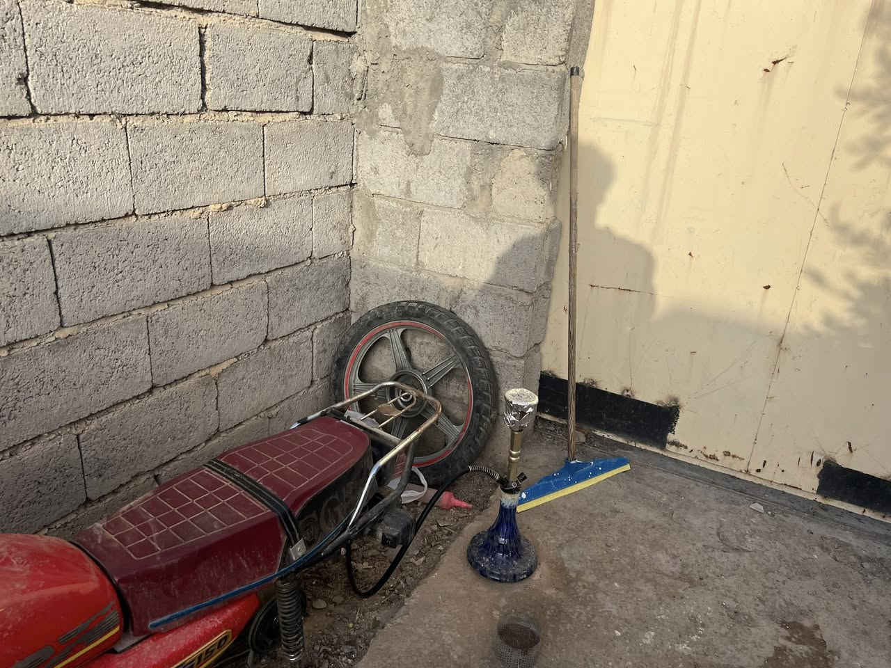 مكان الدراجه شهربان المقداديه حي الحسين السلام عليكم دراجه موديل 20محدثه 24 للبيع دراجه سلف هندر كهربائياتهة كامله بس نقصهة ويل خلفي وتاير 
للبيع السعر 325وبيهة مجال للطيبين دراجه ماناقصهة شي بس ويل خلفي دراجه مابيهة اوراق اسويلك مكاتبه 
الاتصال علا الرقم 

0770 234 4102
او مراسله الصفحه 
هاي
Hamza Ahmed
