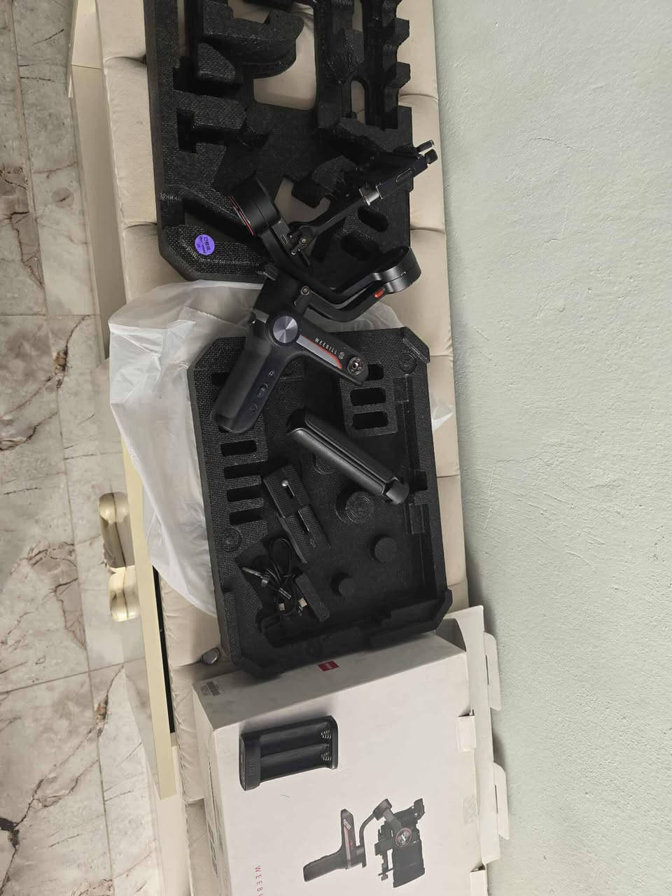 رونين للبيع بسعر مناسب. كامل ملحقات السعر 300 وبي مجال بسيط
مكاني بغداد ماعدي توصيل
للتواصل مراسله خاص او اتصل ع الرقم ***********
