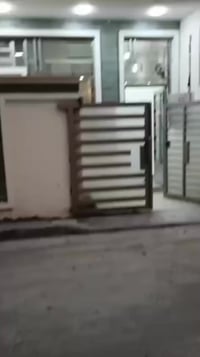 الدار للبيع مساحته 70 المهدية الثالثه قرب السريع  للاستفسار 0771507576...