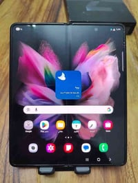 سامسونج زت فولد 3 شرق اوسط ذاكرة 512 لون اسود  سعر 500 نهايته بدون مرا...