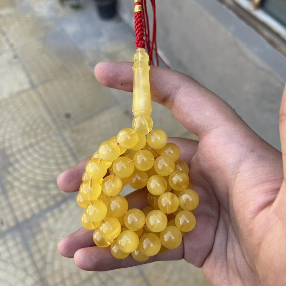 ٣ مسابيح كهرب سوبرات
المسباح الاول : كهرب مدور جبس شجري صاك تربل سوبر شاهد مميز المسباح مفروز فرزة قوية تبارك الله تفاصيله : 

الوزن : ٣٤ غرام
العدد : ٧٥ حبة
القياس : ٩ - ٩،٣ ملم

المسباح الثاني : كهرب مدعبل ماخذ لون عسلي المسباح منوصف سوبر شاهد ستندر مميز تفاصيل المسباح : 

الوزن : ٦٠ غرام
العدد : ٦٩ حبة
القياس : ١١،٣ ملم

المسباح الثالث : كهرب كصة كبسولية مبركع جبس سوبر شاهد ستندر مميز تفاصيل المسباح : 

الوزن : ٣٠ غرام
العدد : ٤٩ حبة 
القياس : ١٦ / ٧ ملم

ضمان مدى الحياة على المسابيح كهرب حر طبيعي غير معالج نهائياً

للاستفسار التواصل خاص
يوجد خدمة توصيل لجميع محافظات العراق


**إذا كنت صاحب هذا الإعلان وتريد حذفه لأي سبب، رجاءا أرسل رسالة إلى الدعم الفني**