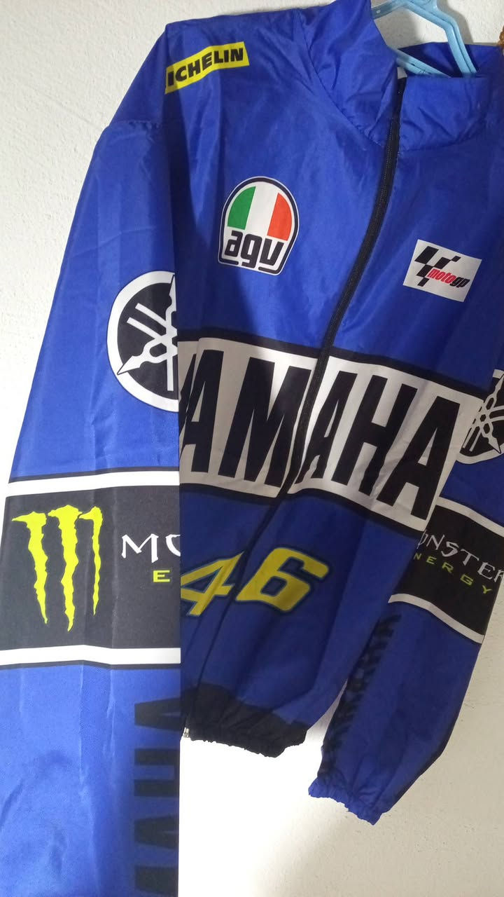 السودة قياس xl وتربروف جديد غير مستخدم  وزركه شركة ياماها وتربروف غير مستخدم قياس l -m  ثنينهم صيفي شتوي قماش مطري خفيف


**إذا كنت صاحب هذا الإعلان وتريد حذفه لأي سبب، رجاءا أرسل رسالة إلى الدعم الفني**