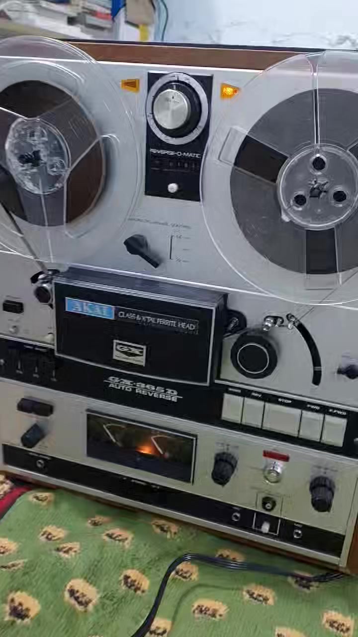 السلام عليكم 
متاح جهاز دك جي اكس الاتصال على الرقم ***********
