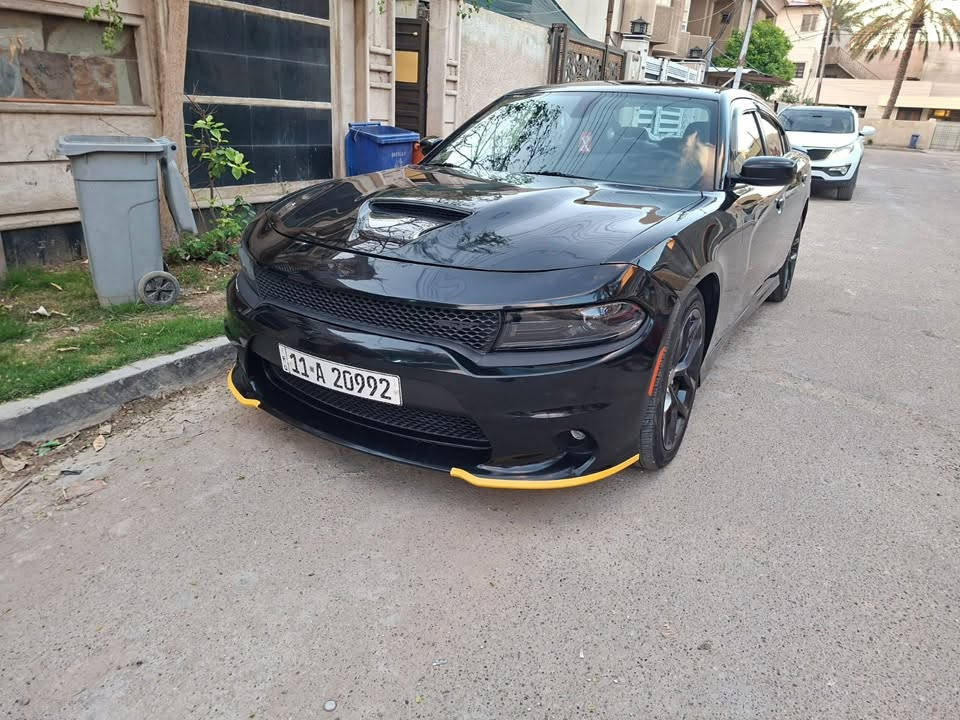 سلام عليكم مراوس بالنترا حديث 
موديل 22 gt جاملغ مبدل ماشيه 55 الف نظيفه كير ومكينه وتبريد مكفول
باسمي تحويل مباشر بغداد 
***********
مراوس فقط
