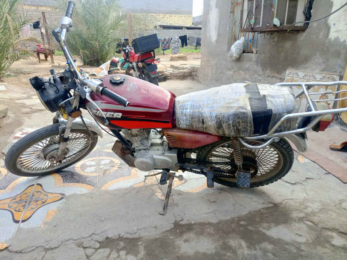سلام عليكم دراجه للبيع ايراني تايكر موديل 21 مكفوله لايت شغال صطاب شغال مكينه بجيس م   مفتوحه الدراجه ادوات السعر 650 وبيه محال قليل.المكان بلقرنه بثغر. رقمي ‏‪***********‬‏
