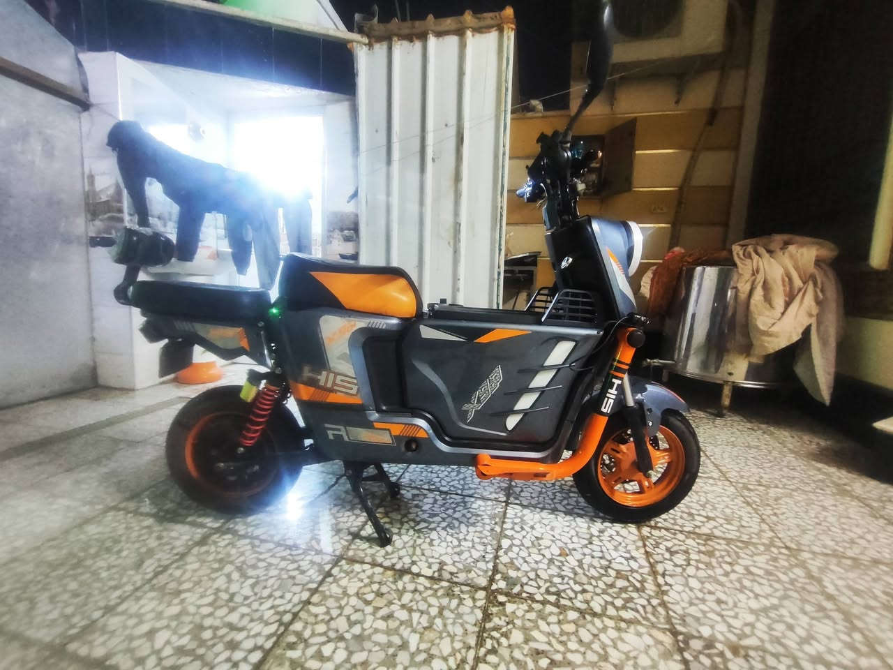 دراجة شحن للبيع 6بطارية كبير السعر 400وبيهة مجال بغداد البلديات
***********
