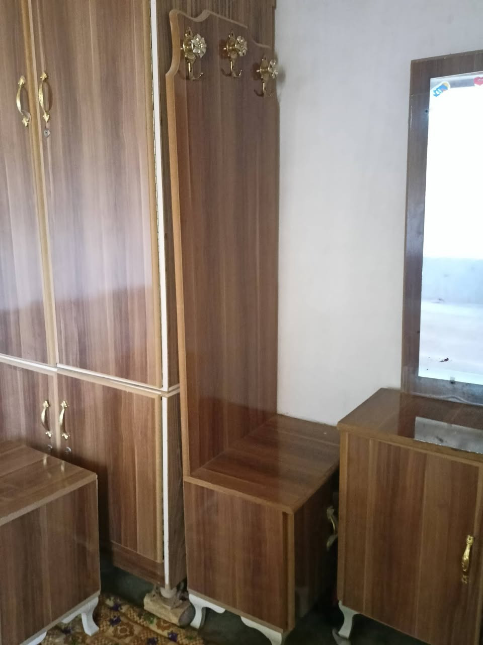 السلام عليكم يوجد خشاب قرفه كامله للبيع رقم الهاتف ***********تفاصيل عل خاص
