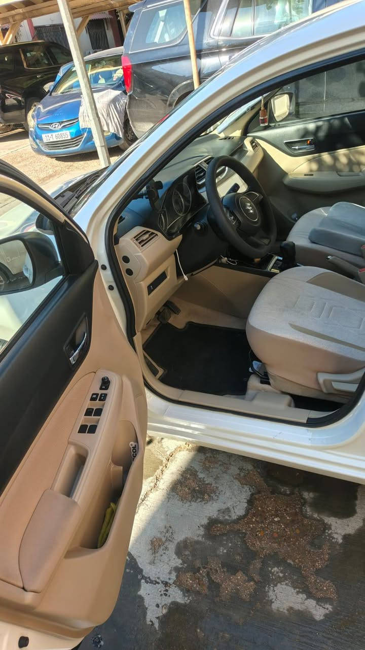 السلام عليكم سوزوكي دزاير موديل 24 ماشيه ١٠ آلاف مكفوله عدى طختين حيل زغار*********** السعر 118 قابل للتفاوض
