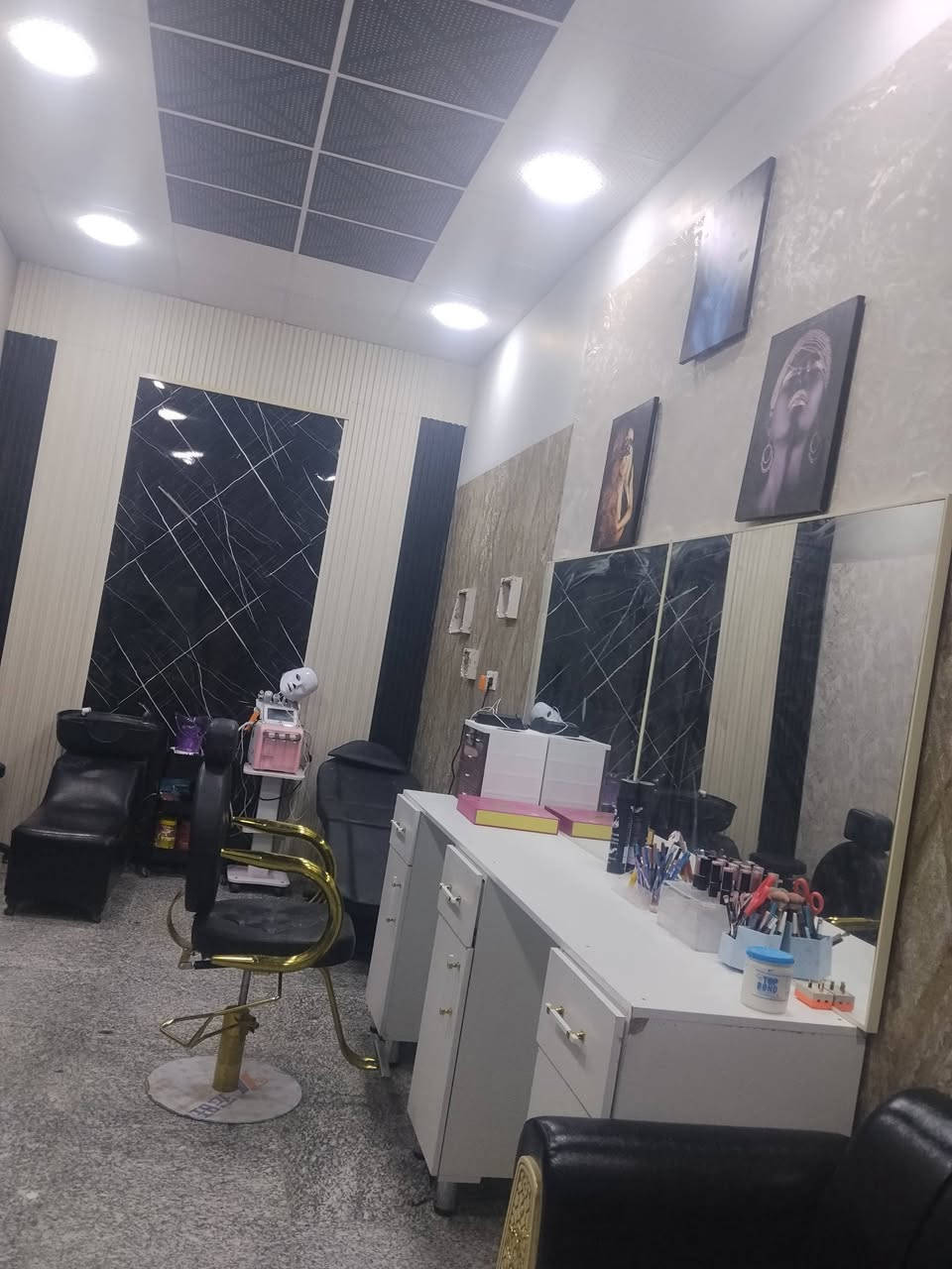 محال الإيجار هو وغراضه للاستفسار ***********
