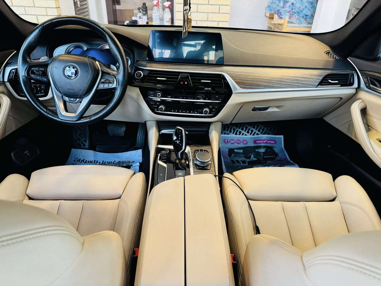 530i
2019 

جلد كراسي هيتر 

ستيرن هيتر 

مراية قلاب وية البك 

ستيرين كهرباء

 

حساسات ٣٦٠ 

تحديد مسار 

رادار امامي وجانبي

كراسي كهرباء وخزن ميموري 

تبريد قطعتين وتحكم راكب وسايق 

صندوق كهرباء وتحكم ريمونت وعند الاقتراب

مري شفط

لايت يتحرك وية الستيرن   

الحادث واضح بالصور 

بدون صبغ كل قطعة مشدودة جاية وياها اصلية ونفس اللون 

دعاميتين مصبوغة مال استخدام 

تكحيل ماشر عليه بالبنيد بسبب كوسرة البولش 

ماشية ٦٢ الف ميل 

بدون اي نقص ومتحتاج اي شي 

نظافتها واضحة استخدام قليل 

تايرات ياباني دنلوب جديد طخم 

السعر ٢٨٥٠٠$  وبيها  مجال بعد متشوفها وتقتنع  

***********
