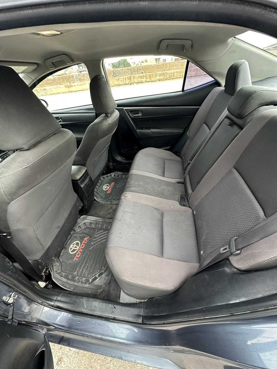 اعادة نشر بسبب الوعود
كل التفاصيل بل  صور  
  قفل السياره  115 
رجاء الي ميعرف بل كورلا لا يكسر بيه 
 اتصال + واتساب ***********
فقط اتصال ***********
